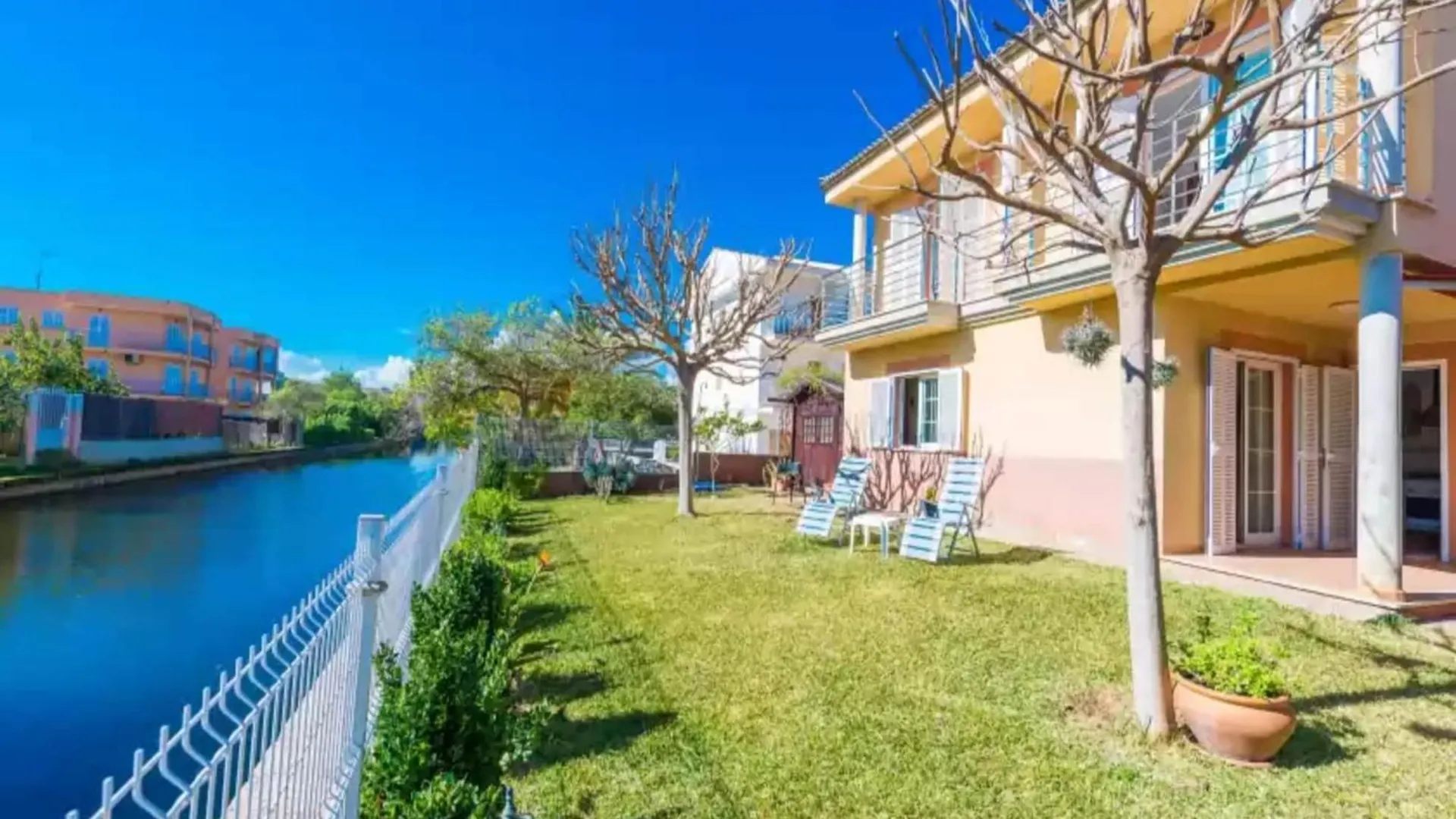 Villa Rosa - House In Platja D'Alcudia Free Wifi Playa de Muro  0*, Playa de Muro (Mallorca)